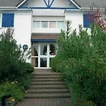 Kyriad Hotel 3*