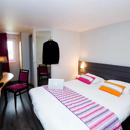 Kyriad 3* אורטז