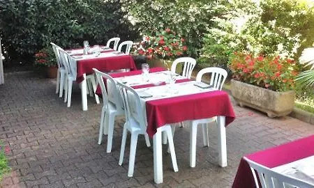 Kyriad Otel