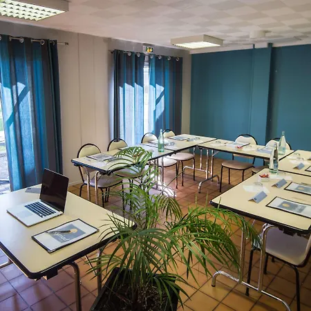 Kyriad מלון אורטז