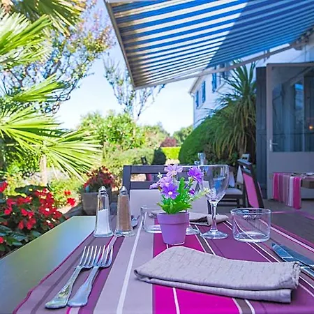 Kyriad Hotel 3*