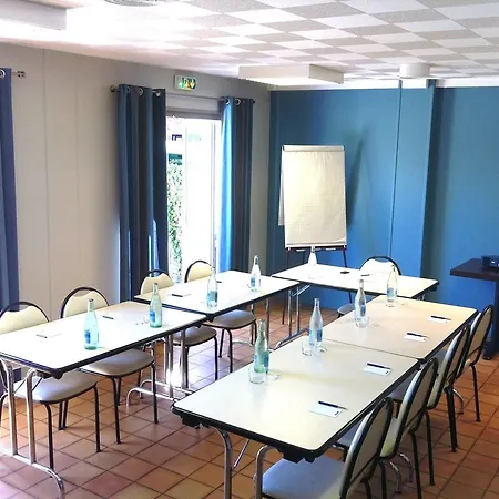 מלון Kyriad אורטז