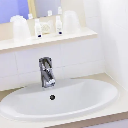 Kyriad מלון אורטז